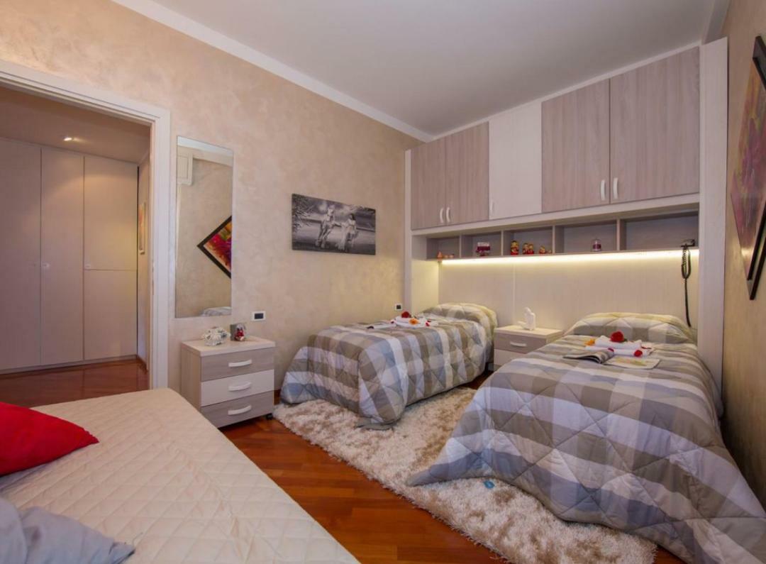 Lo Specchio Sul Lago - By House Of Travelers - Como Exterior foto